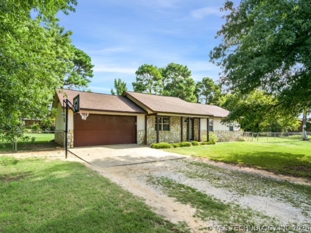 View Lone Grove, OK 73401 house