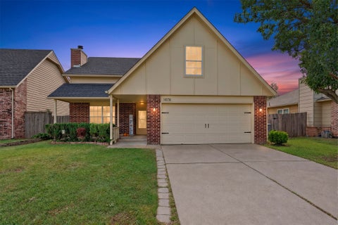 Photo of 1076 E 132nd Place, Glenpool, OK 74033 (MLS # 2637853)