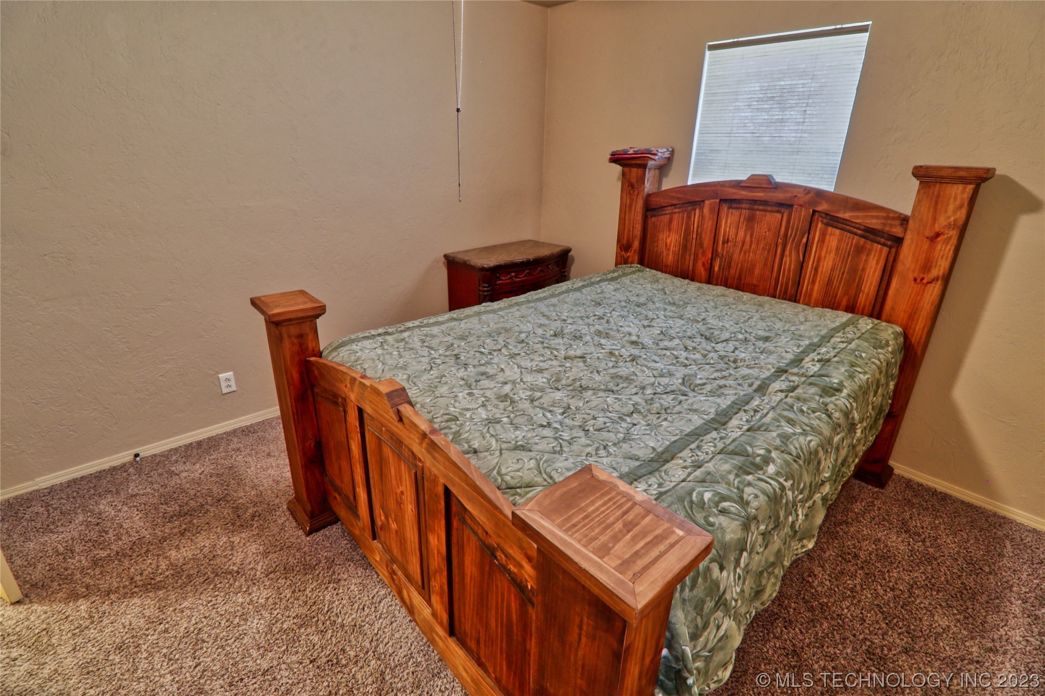Photo 15 of 19 of 1528 S 5th Street house
