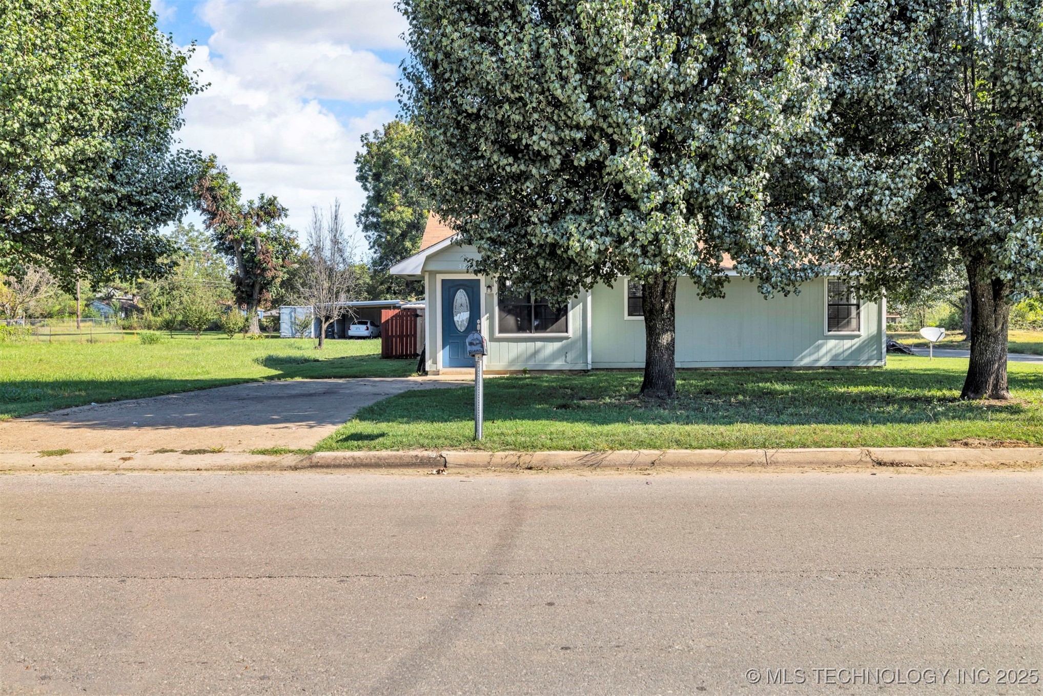 324 E Cedar Street