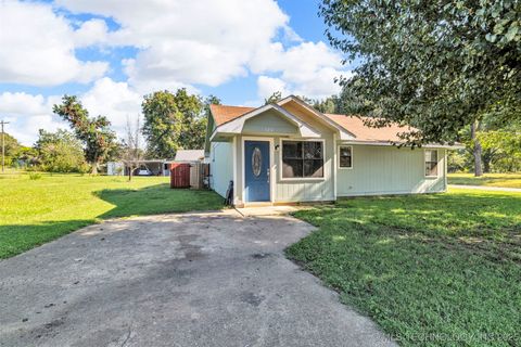 324 E Cedar Street Durant OK 74701