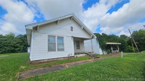 Photo of 831 Altamont Street, Muskogee, OK 74401 (MLS # 2622913)