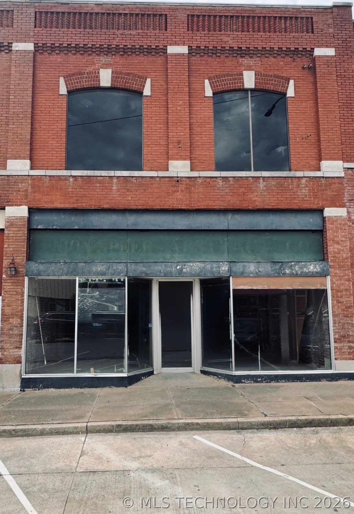 Photo 1 of 27 — 22 S Park Street, Sapulpa, OK 74066