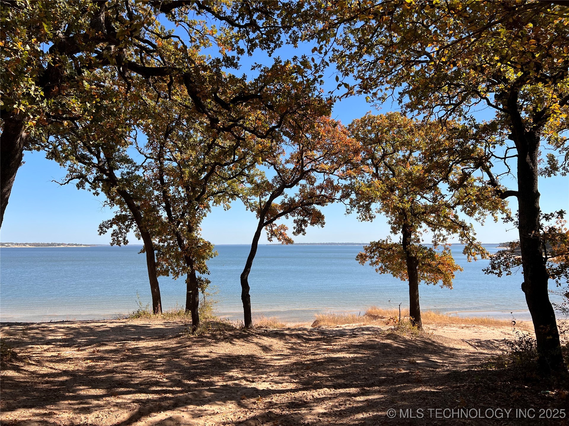 Oaks Cove Lane