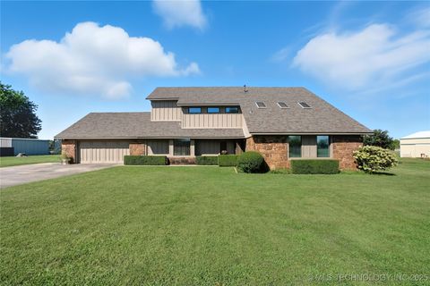 13542 N 155th EastAvenue Collinsville OK 74021
