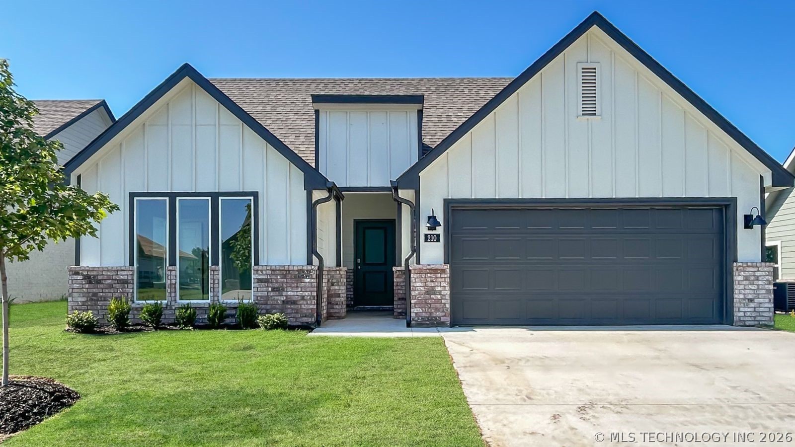 Photo 1 of 13 — 210 Washington Street, Kellyville, OK 74039