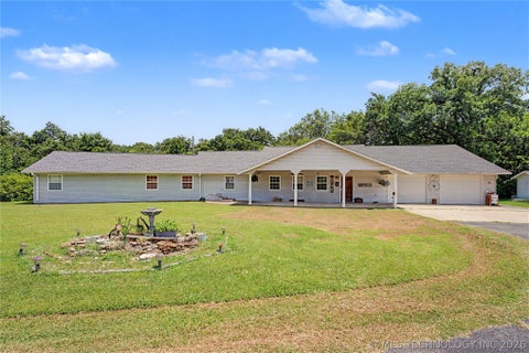 Photo of 3674 E 520, Pryor, OK 74361 (MLS # 2624981)