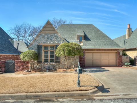 Photo of 10136 S 77th EastPlace, Tulsa, OK 74133 (MLS # 2604893)