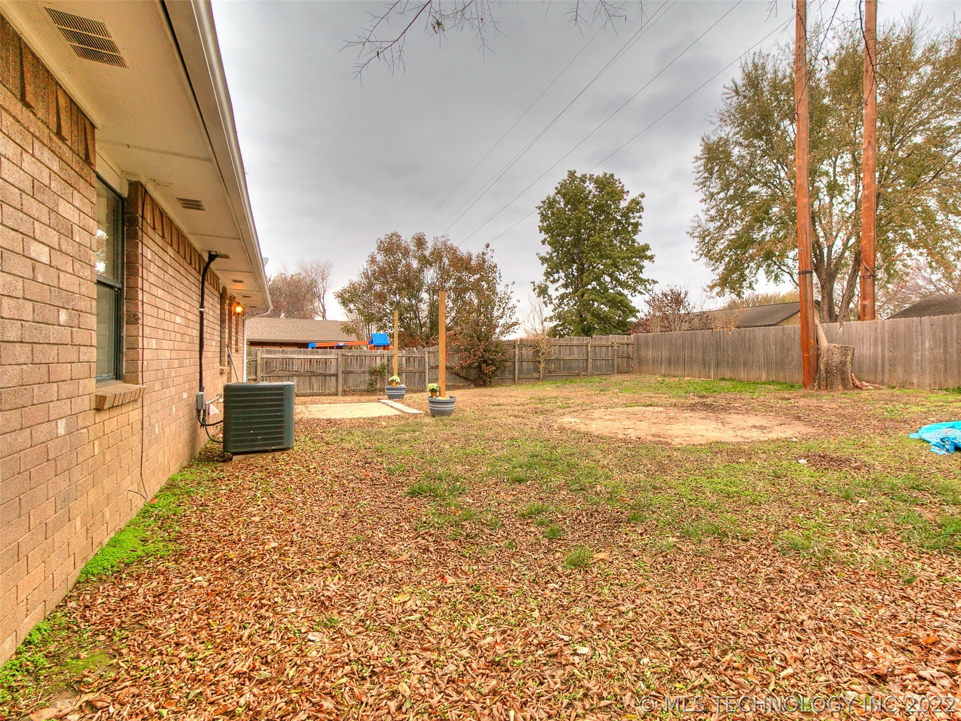Photo 20 of 20 of 14483 S Oklahoma Boulevard house