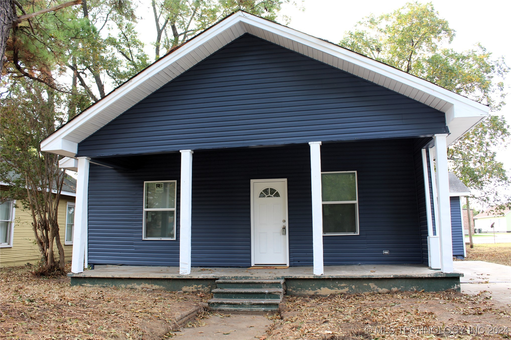 905 W Beech