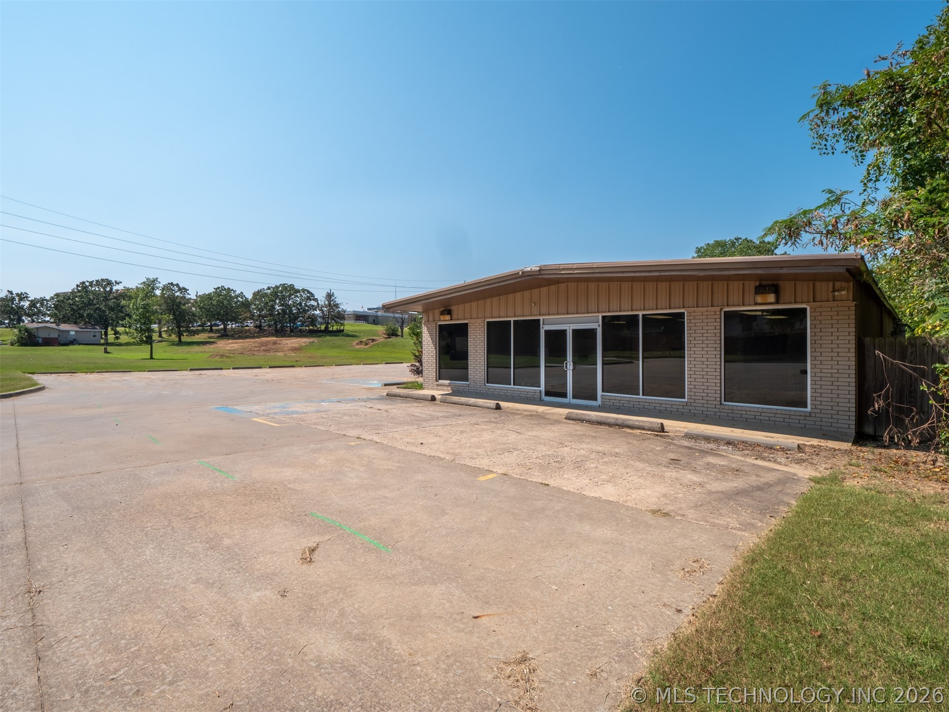 Photo 1 of 20 — 1101 N Strong Avenue, McAlester, OK 74501