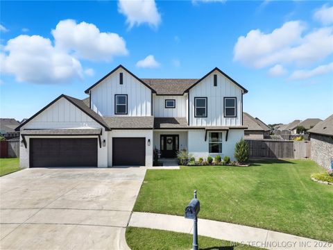 Photo of 10434 S 232nd EastAvenue, Broken Arrow, OK 74014 (MLS # 2605104)