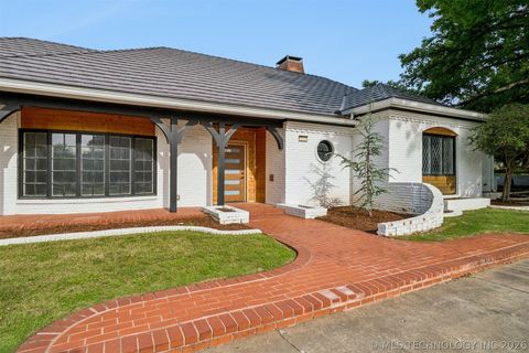 Photo of 3215 E 61st Street, Tulsa, OK 74136 (MLS # 2615880)