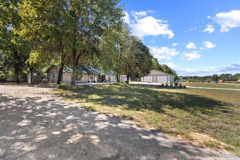233 Joy Lane Cartwright OK 74731
