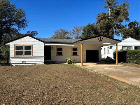 2412 S Oswego Avenue, Tulsa, OK 74114 - MLS#: 2507633