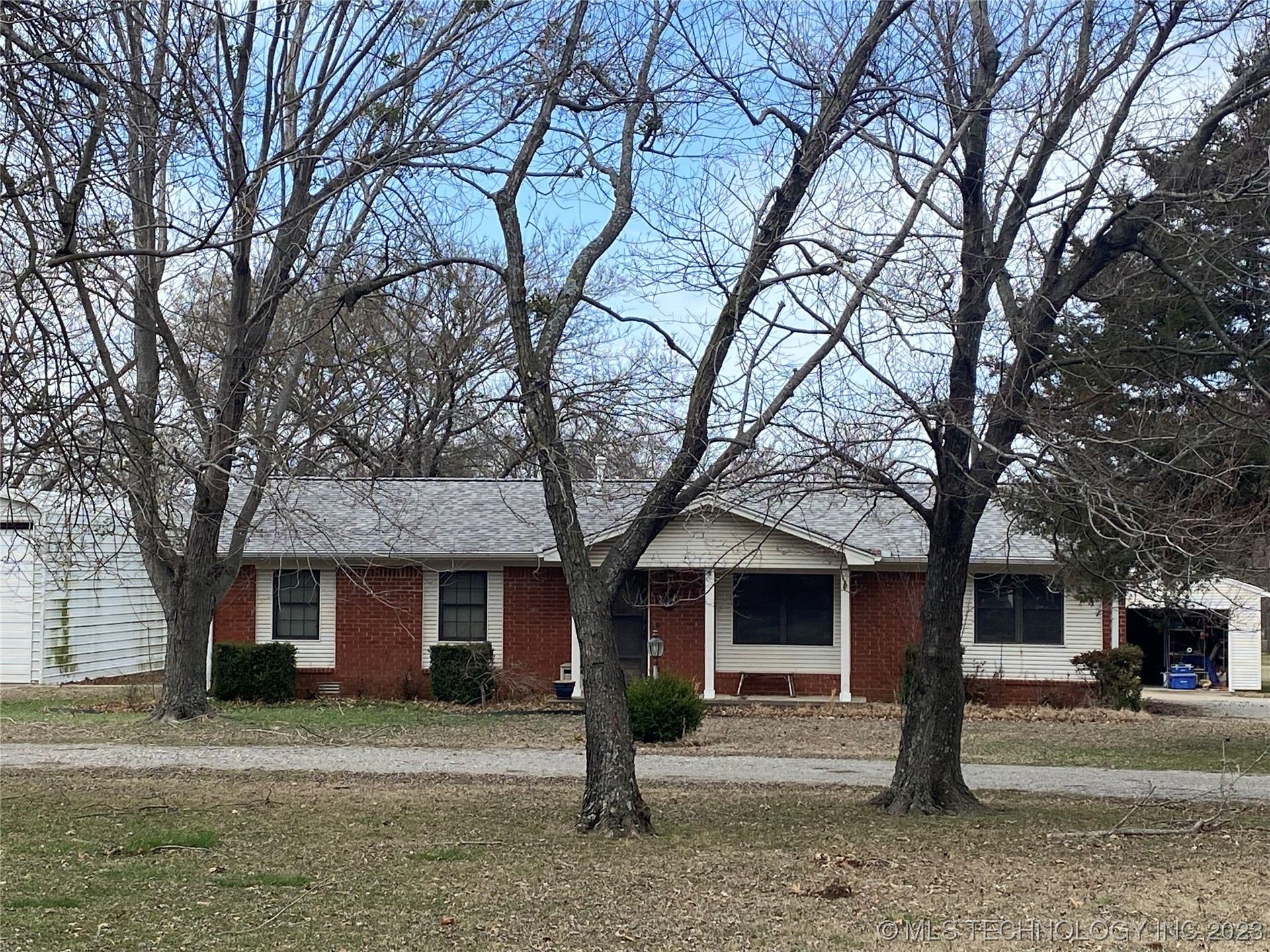 Photo 1 of 12 of 1401 N Delaware Avenue house