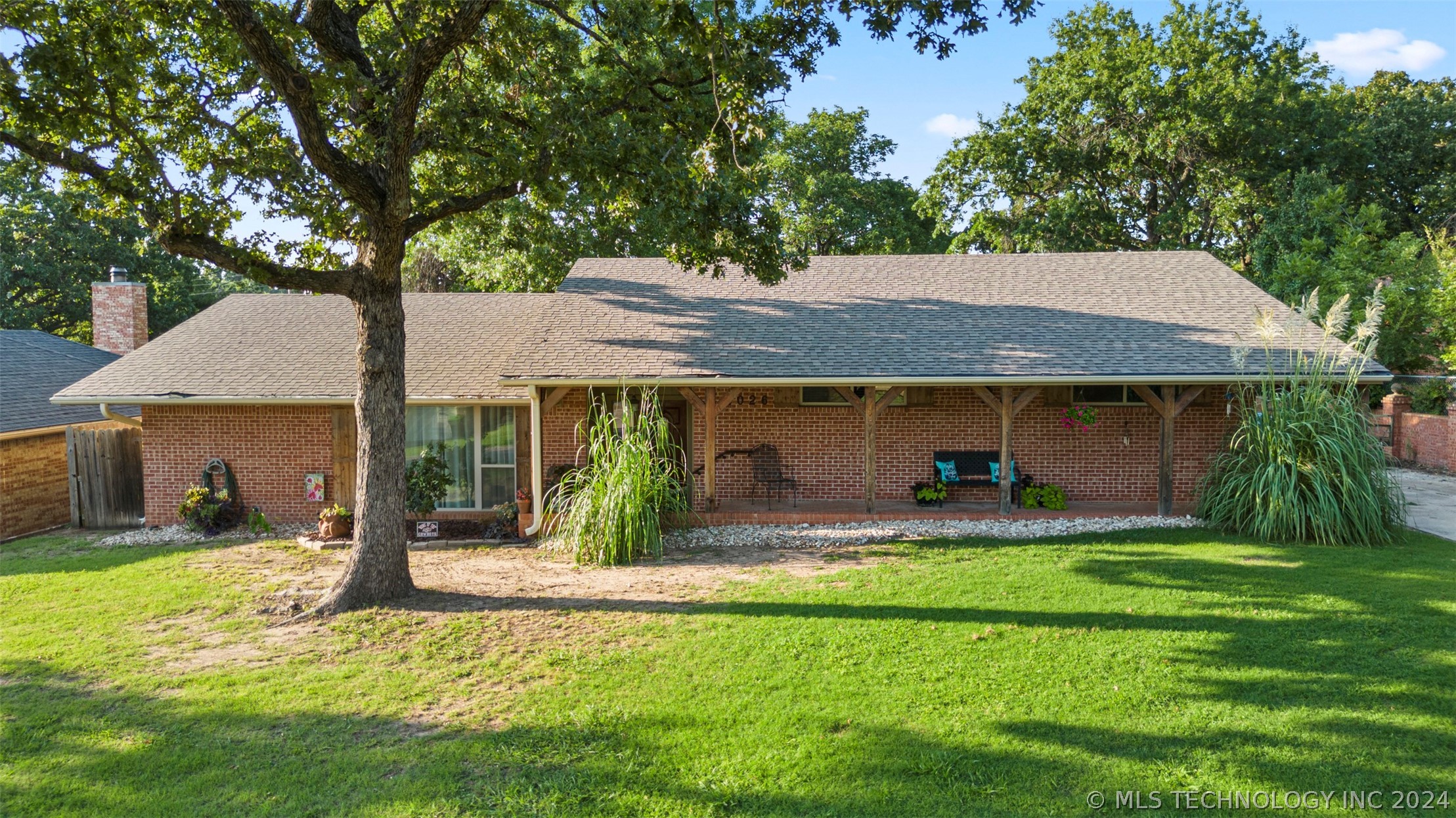 View Ada, OK 74820 house