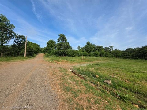 Photo of S 4597 Road, Sallisaw, OK 74955 (MLS # 2633832)