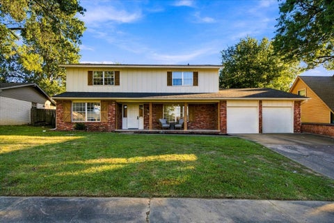 Photo of 5828 E 62nd Place, Tulsa, OK 74136 (MLS # 2636680)