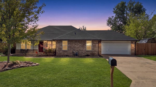 9224 E MULBERRY LN, CLAREMORE, OK 74019 - Image 6b666ced4ca208f3e45e0802841c406e/3613357879