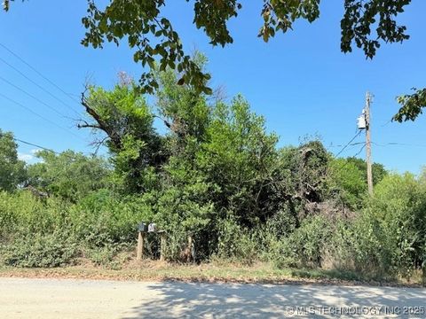 10 Trails End Lane Cartwright OK 74731