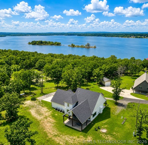 Photo of 135 Dixie Cove, Eufaula, OK 74432 (MLS # 2619902)