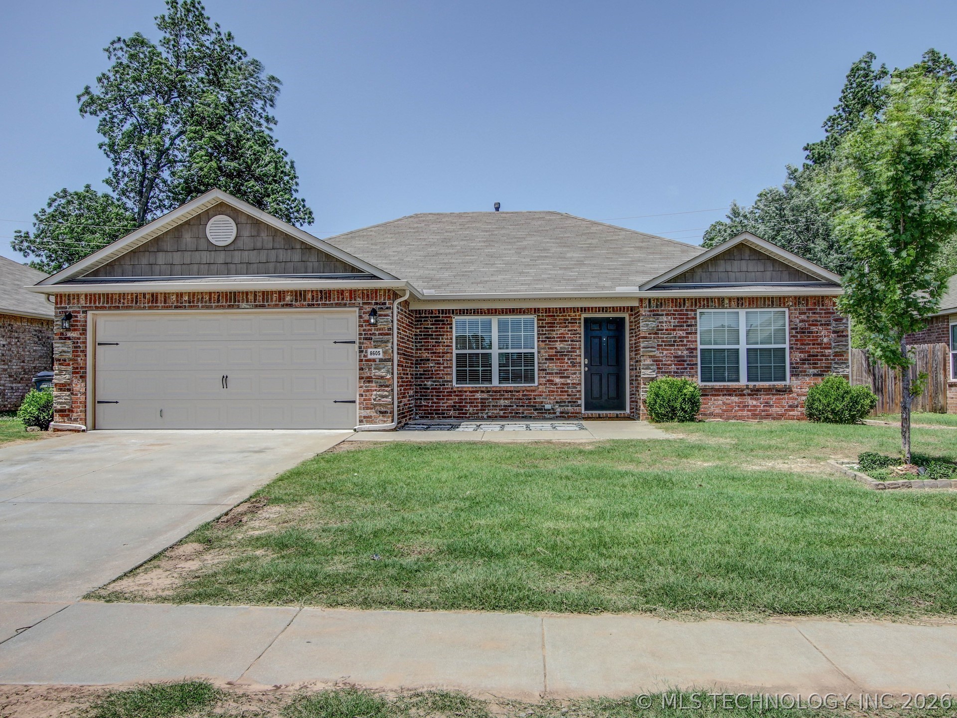 Photo 1 of 18 — 8605 E 126th Place S, Bixby, OK 74008