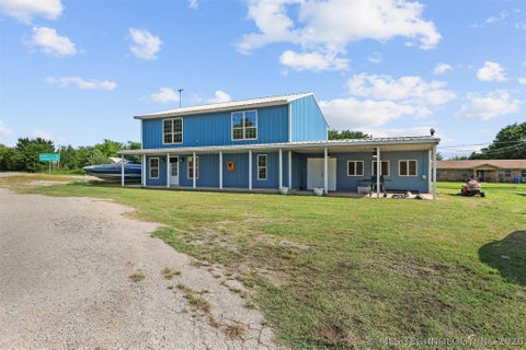 Photo of 15715 State Road 78, Achille, OK 74720 (MLS # 2621897)