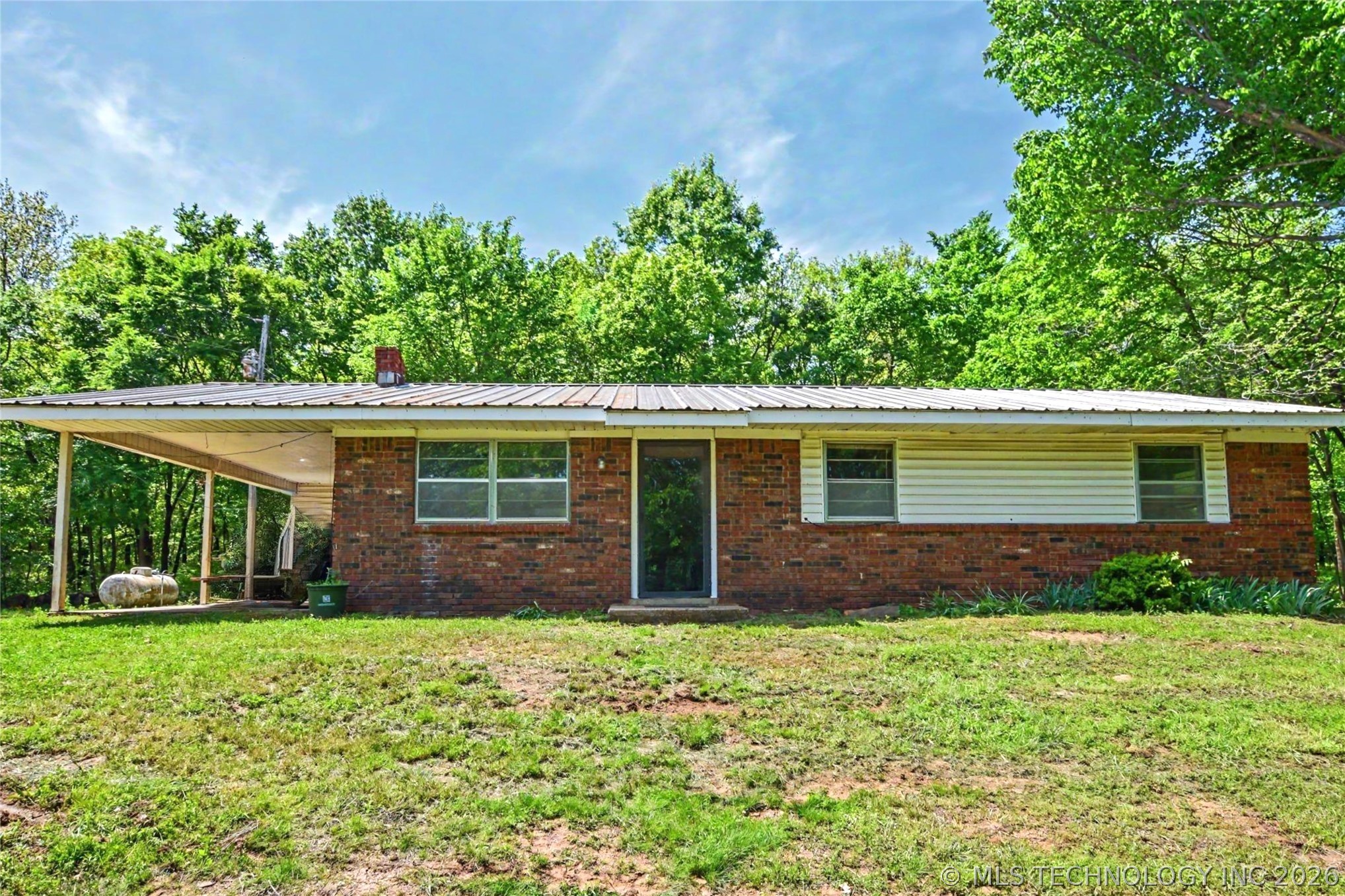 Photo 1 of 20 — 15585 N Lost City Road, Hulbert, OK 74441
