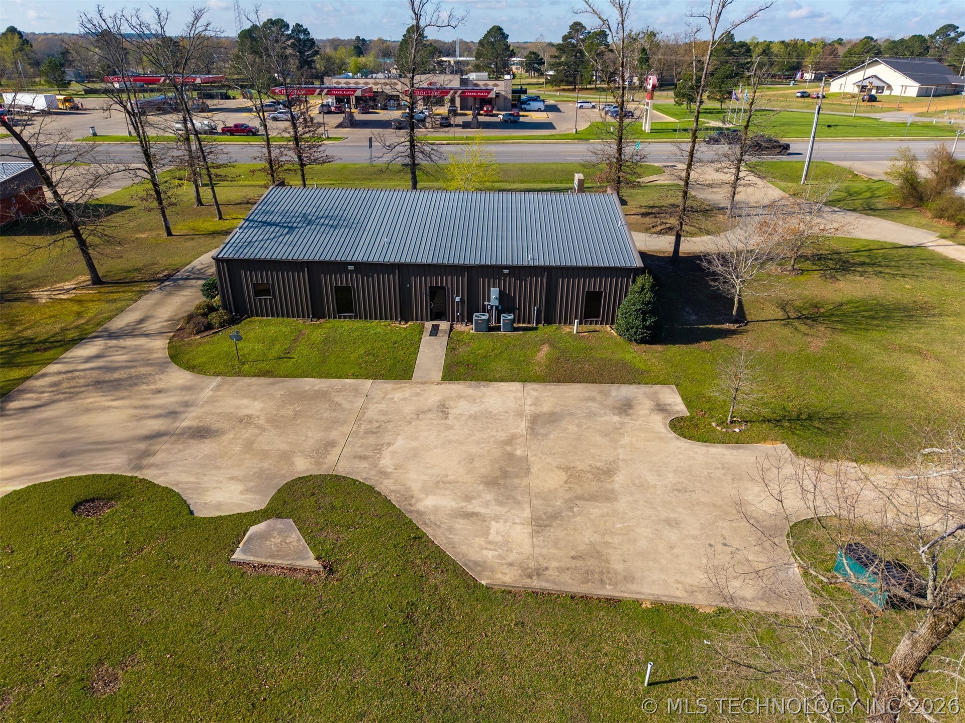 1328 W Main