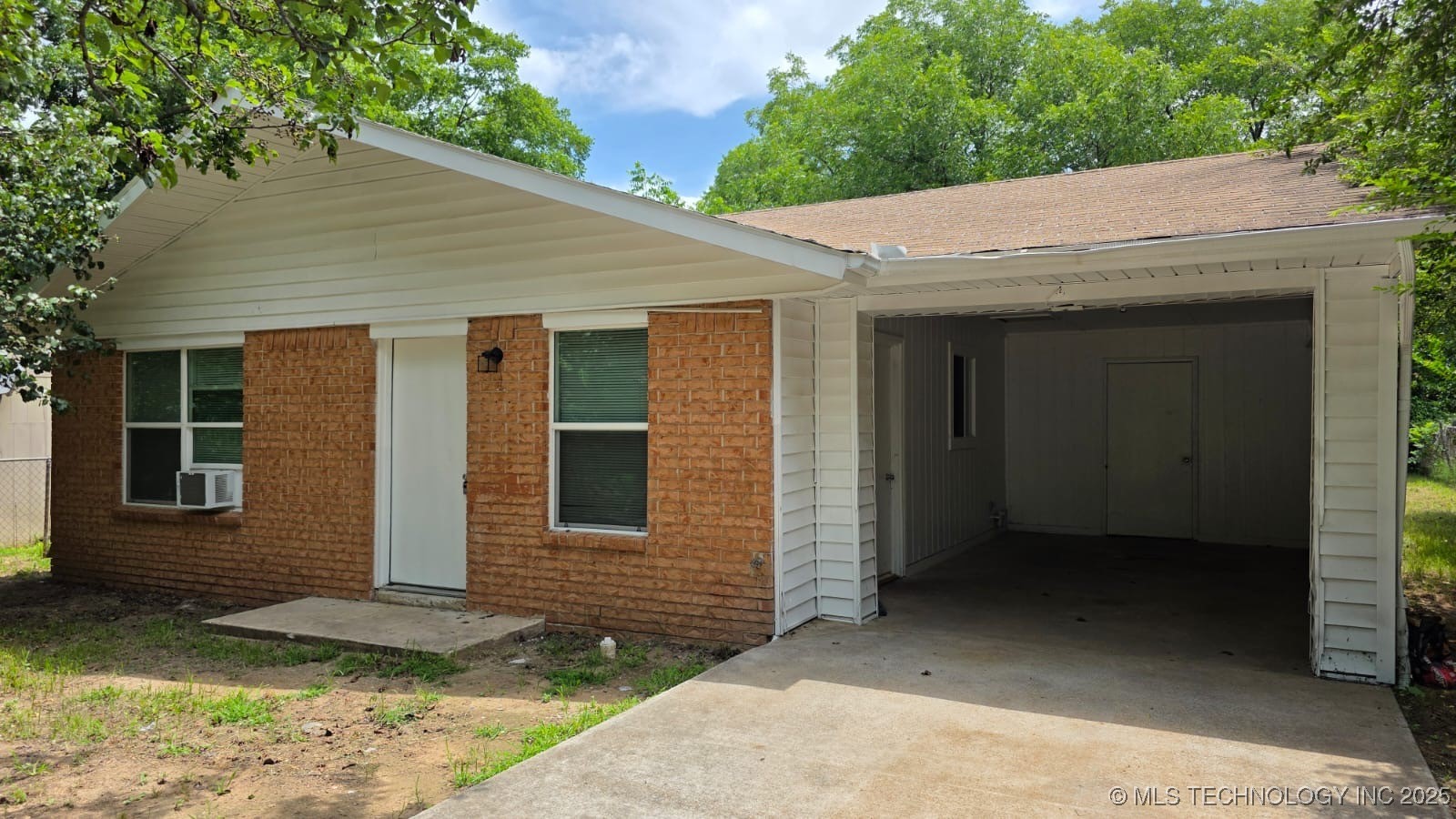 1118 Heath SE