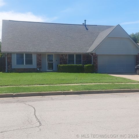 Photo of 10904 E 26th Street, Tulsa, OK 74129 (MLS # 2620075)
