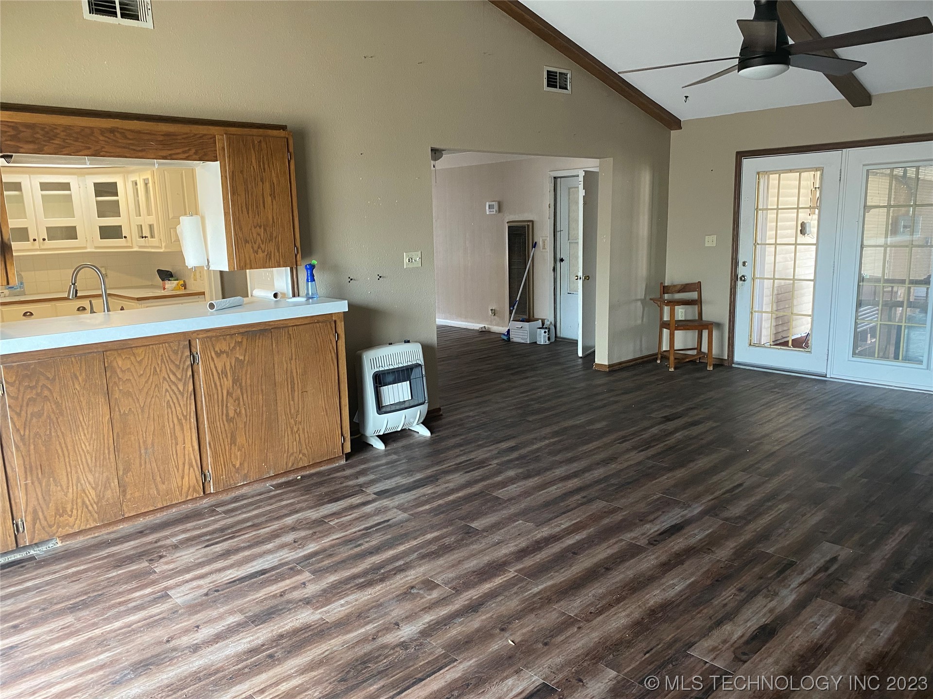 Photo 23 of 24 of 1718 W McAlester house