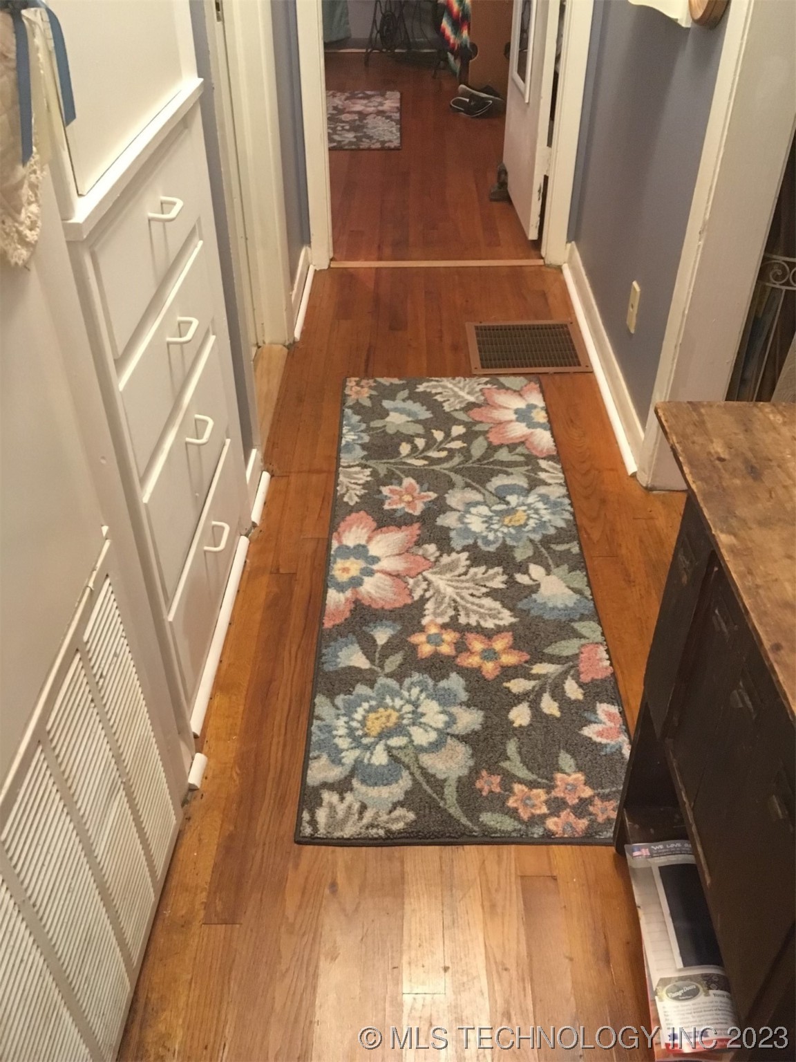 Photo 9 of 24 of 1718 W McAlester house