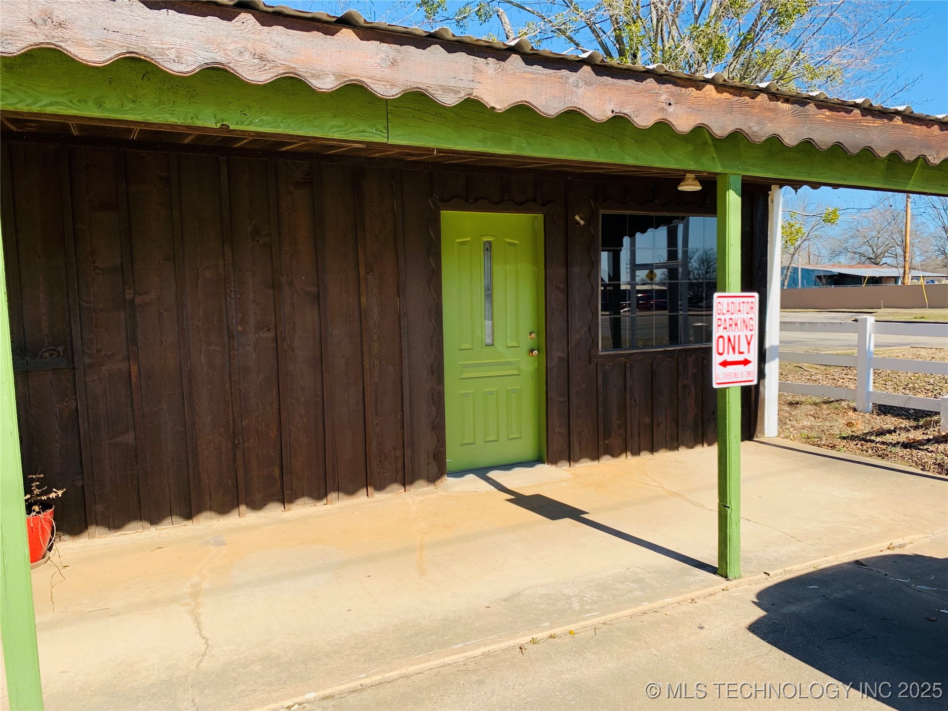 322 W Main Street