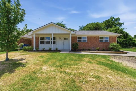 Photo of 4714 S 87th Avenue E, Tulsa, OK 74145 (MLS # 2622597)