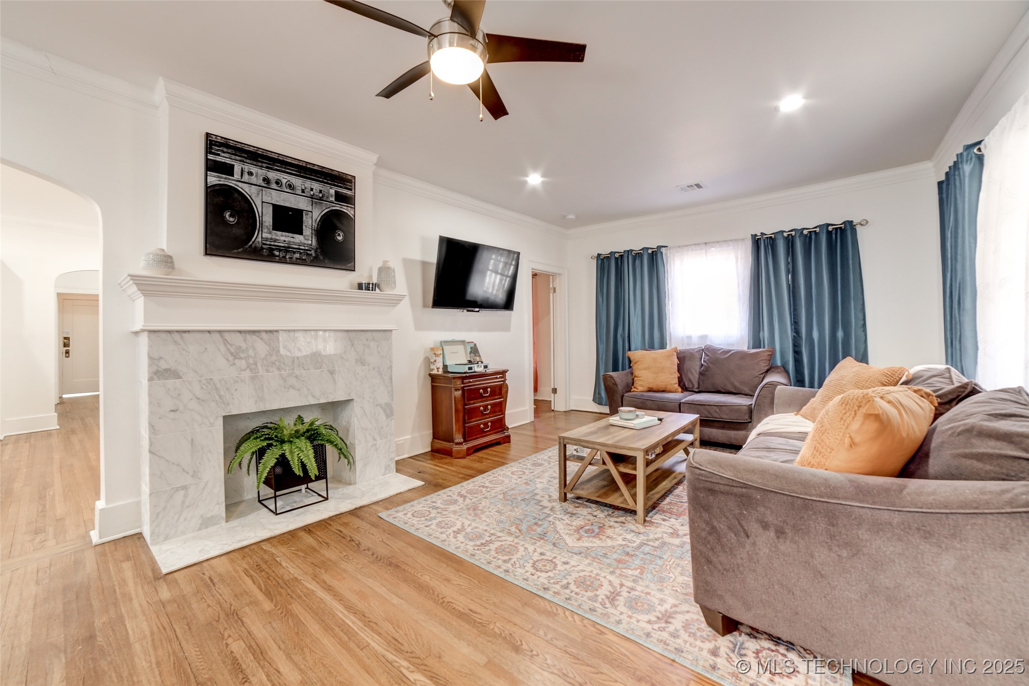 2020 E 14th Street