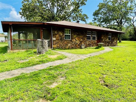 Photo of 452058 E 965 Loop, Vian, OK 74962 (MLS # 2530192)