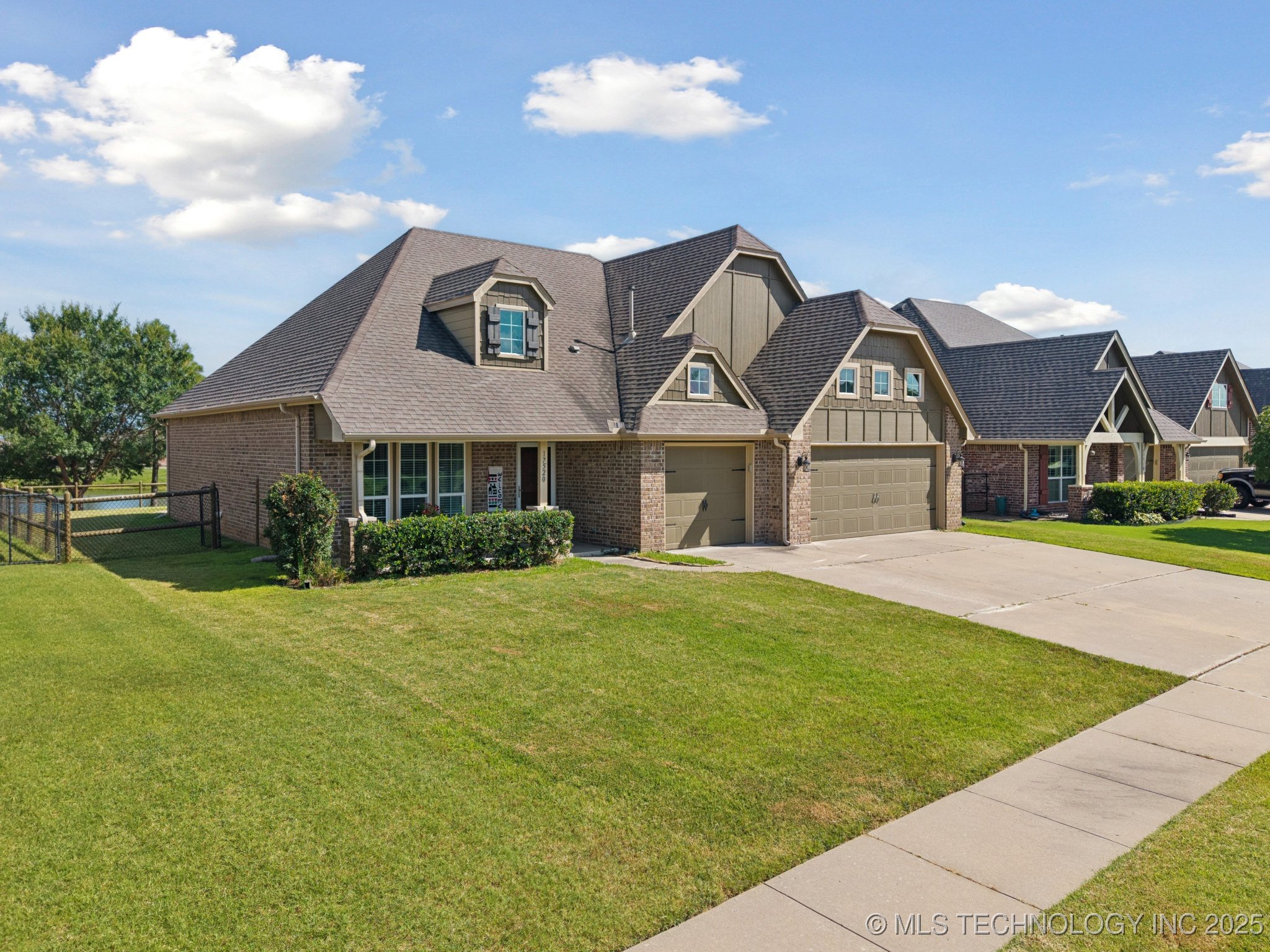 17520 E 45th Street