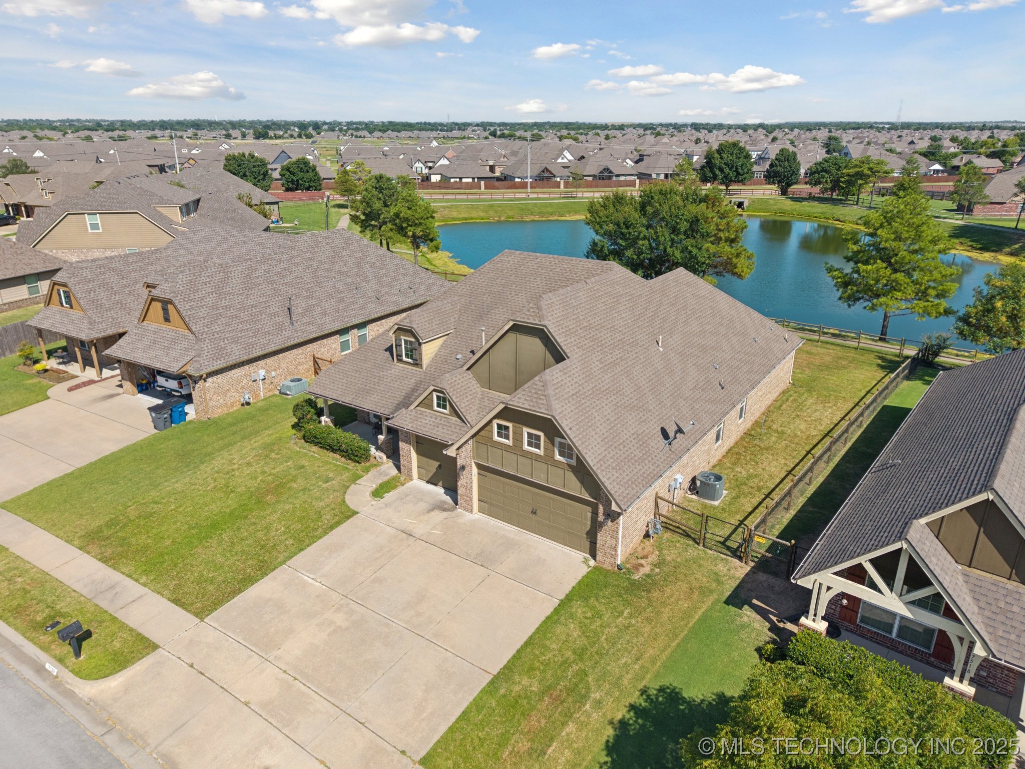 17520 E 45th Street