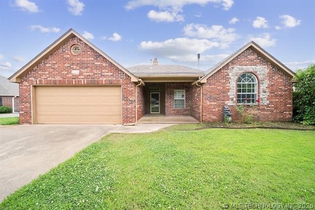 Photo 1 of 27 — 8140 Silverado Road, Claremore, OK 74019