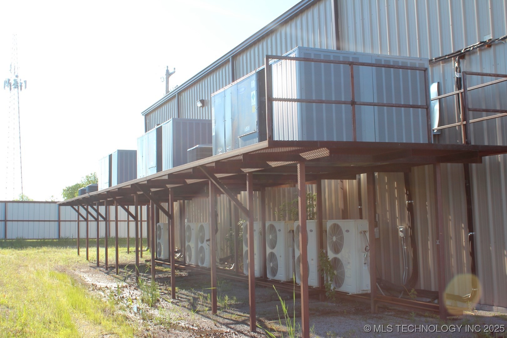 1601 Refinery Road