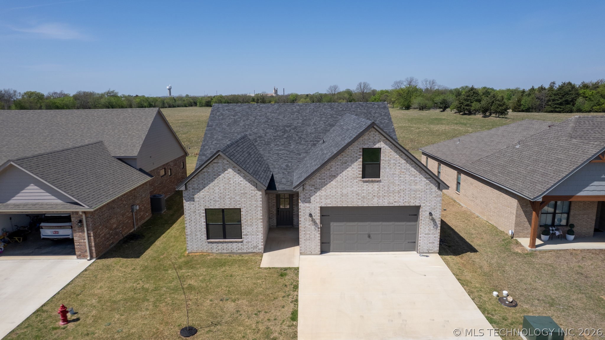 Photo 1 of 30 — 849 Springfield Court, Durant, OK 74701