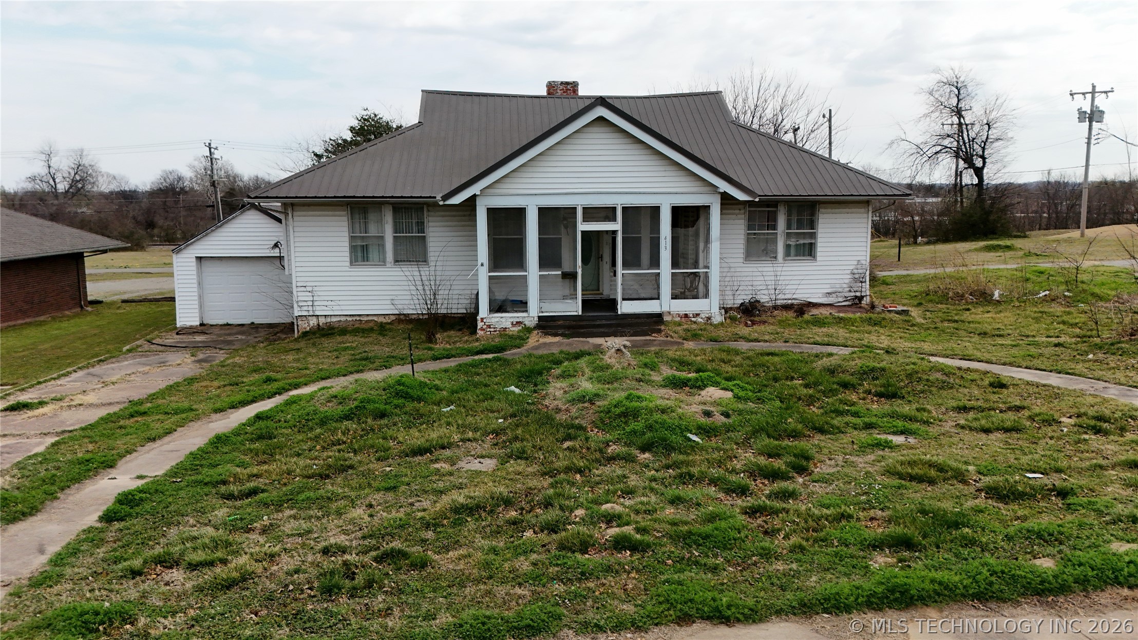 Photo 1 of 19 — 413 S Main Street, Eufaula, OK 74432