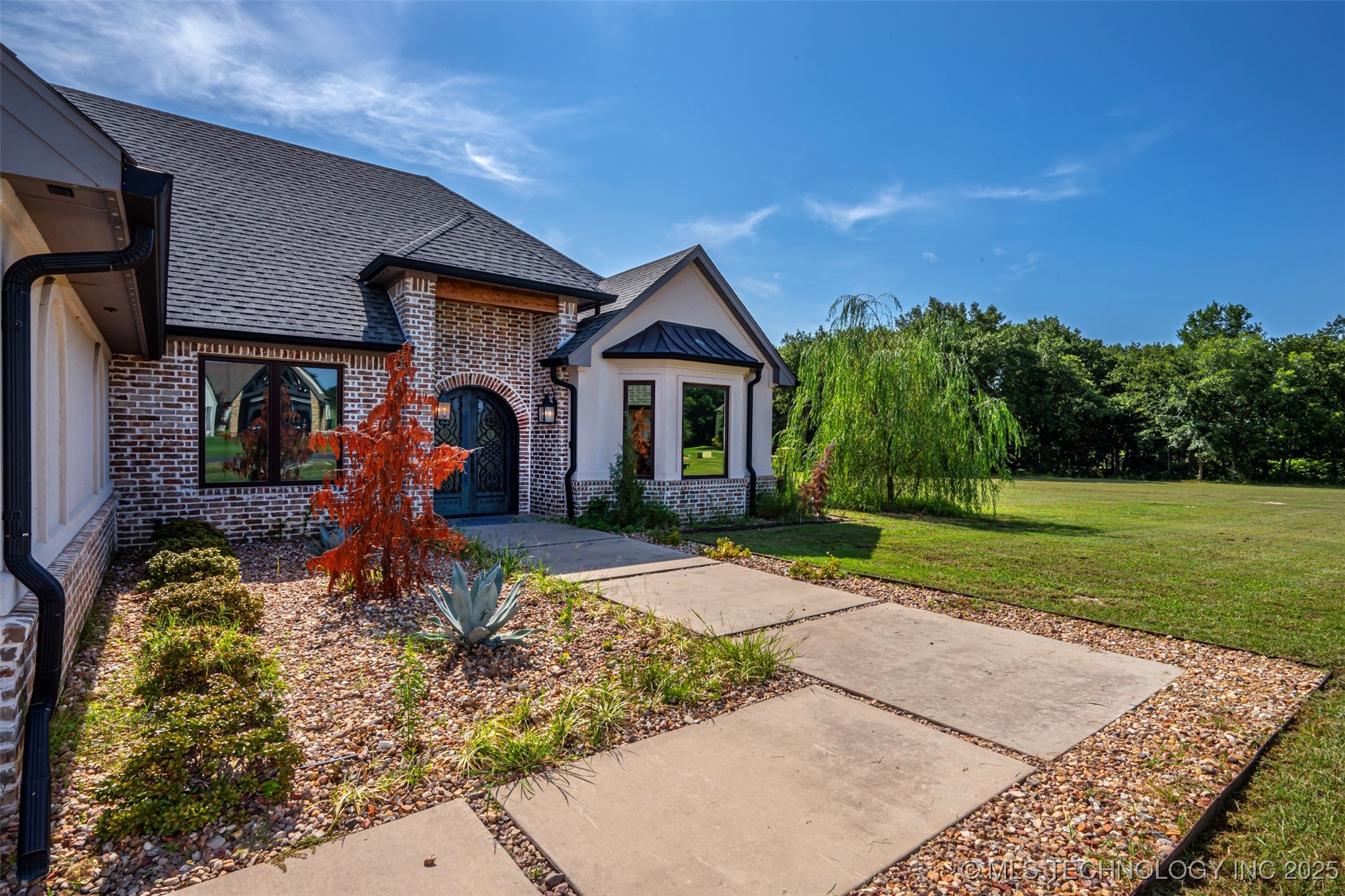 39 Tuscan Road