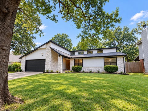 Photo of 6538 S 111th East Avenue, Tulsa, OK 74133 (MLS # 2638049)