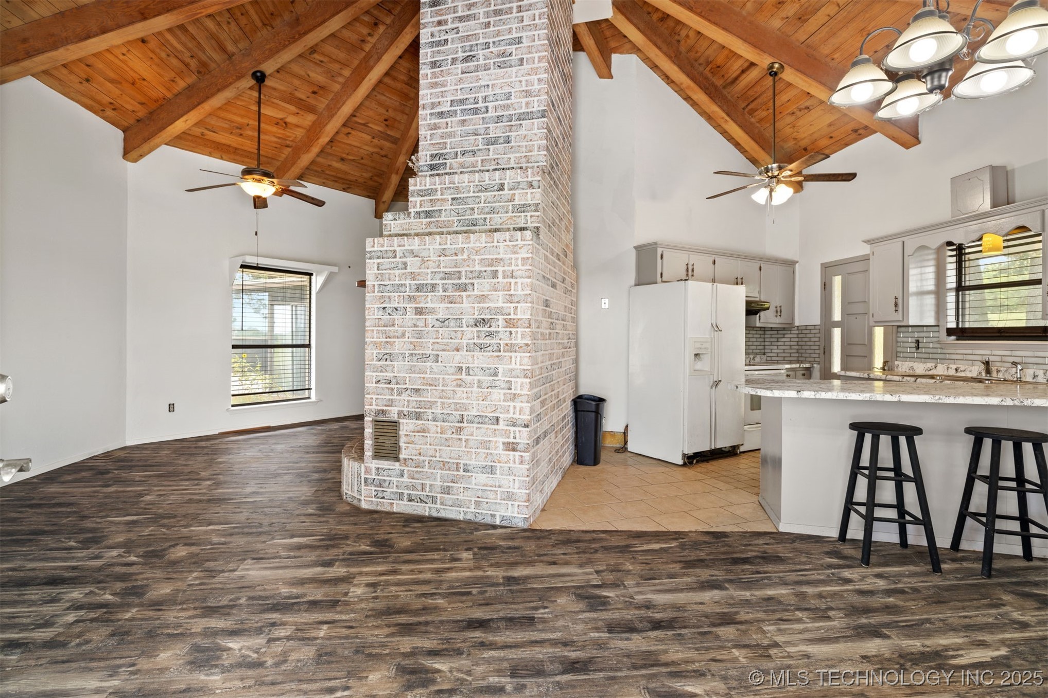186751 N 4180 Road