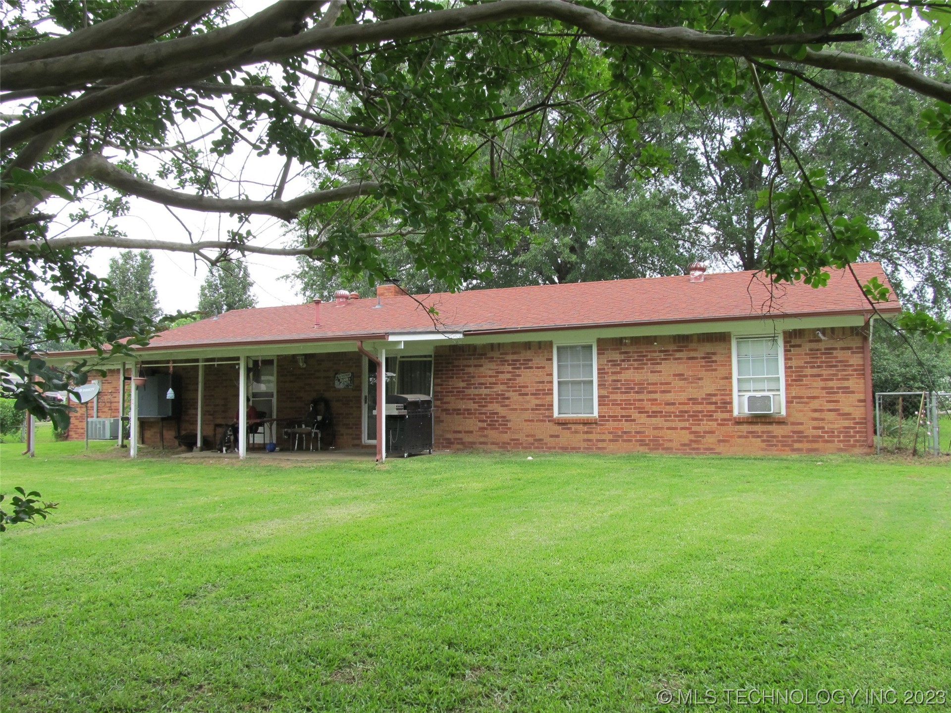 Photo 13 of 17 of 205 Chaparral house