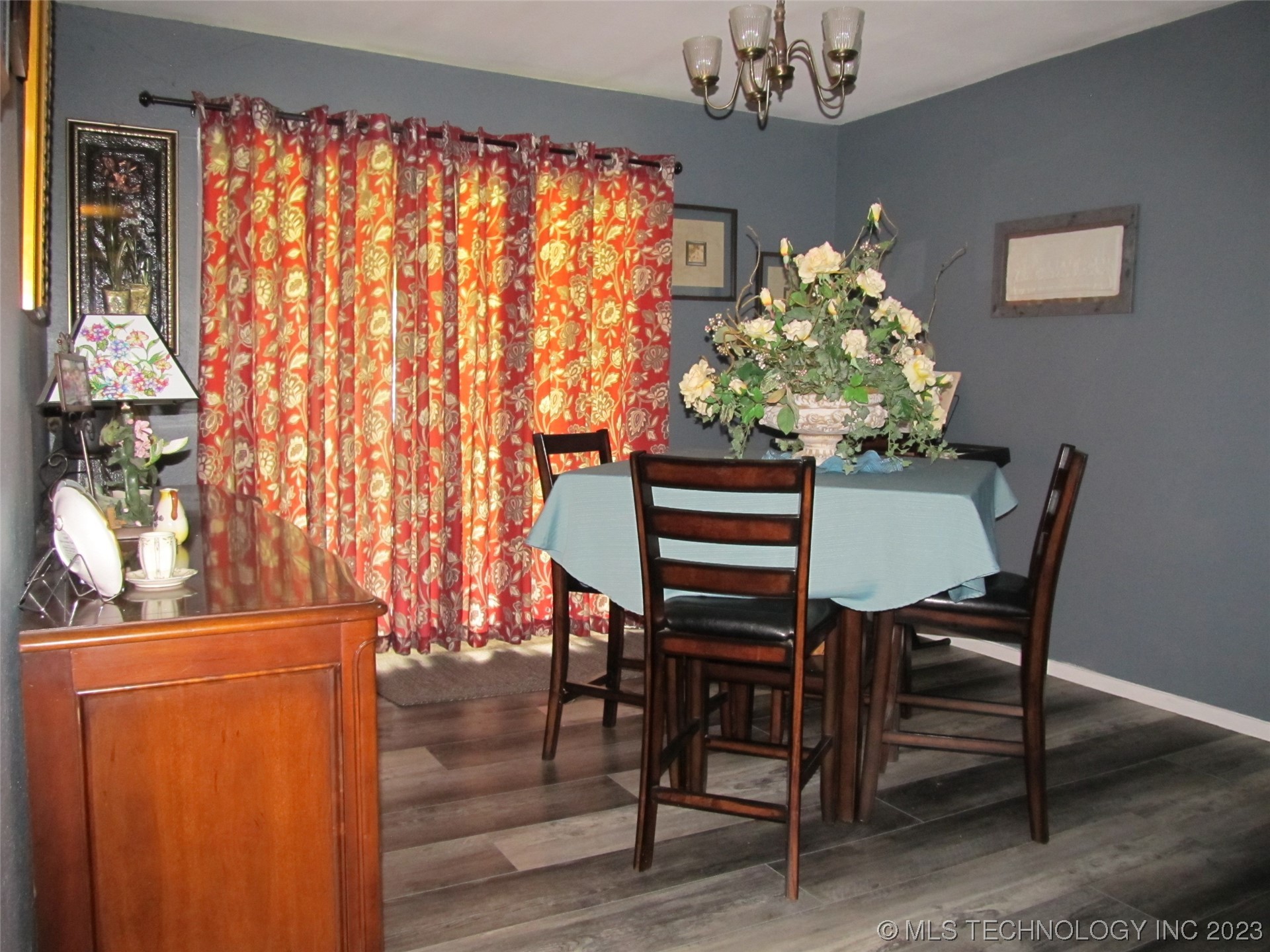 Photo 4 of 17 of 205 Chaparral house