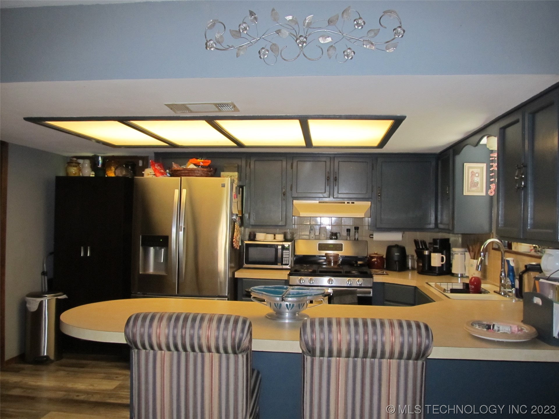 Photo 5 of 17 of 205 Chaparral house